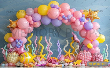 CIRALE OF BALLOONS WITH A STARFISH - PRINTED BACKDROP