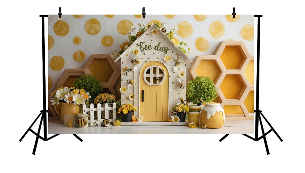 SWEET BEE DAY HOUSE - PRINTED BACKDROP